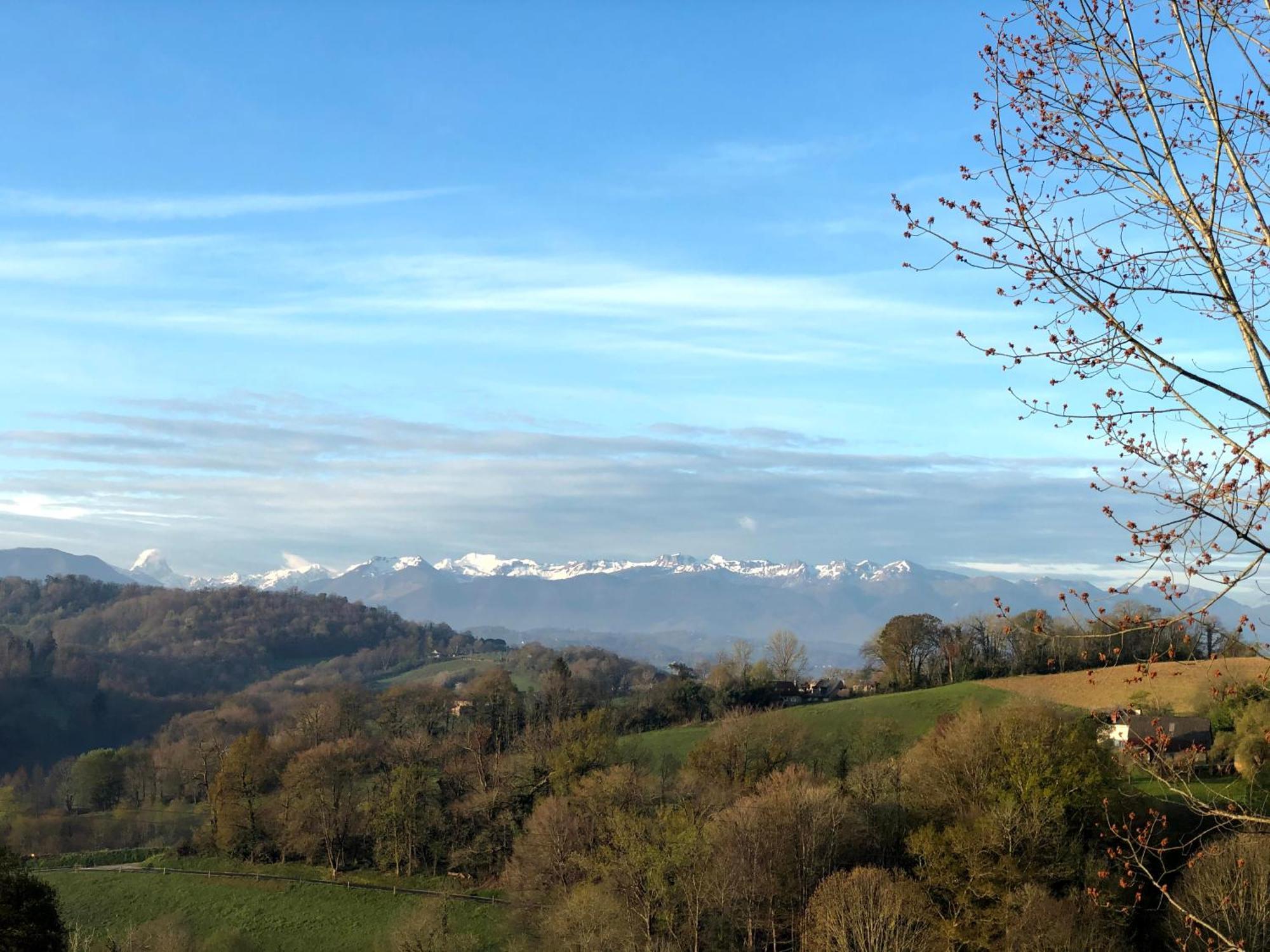 Apartament Poulou Pyrenees Gelos Zewnętrze zdjęcie